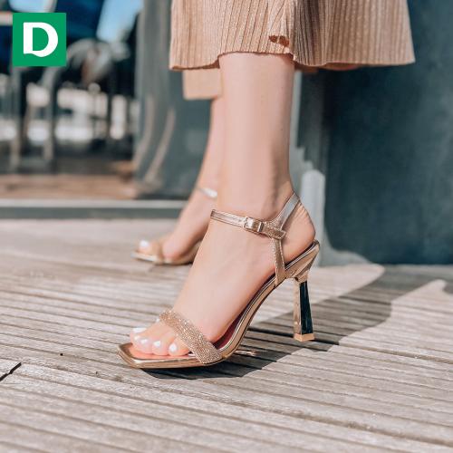 Deichmann-3.JPG